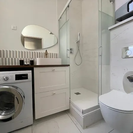 Апартаменты Elegant Et Lumineux A Proximite De Tous Les Lieux D'interet